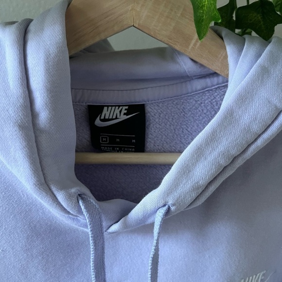 Nike Lavender Pullover Hoodie - Picture 3 of 7